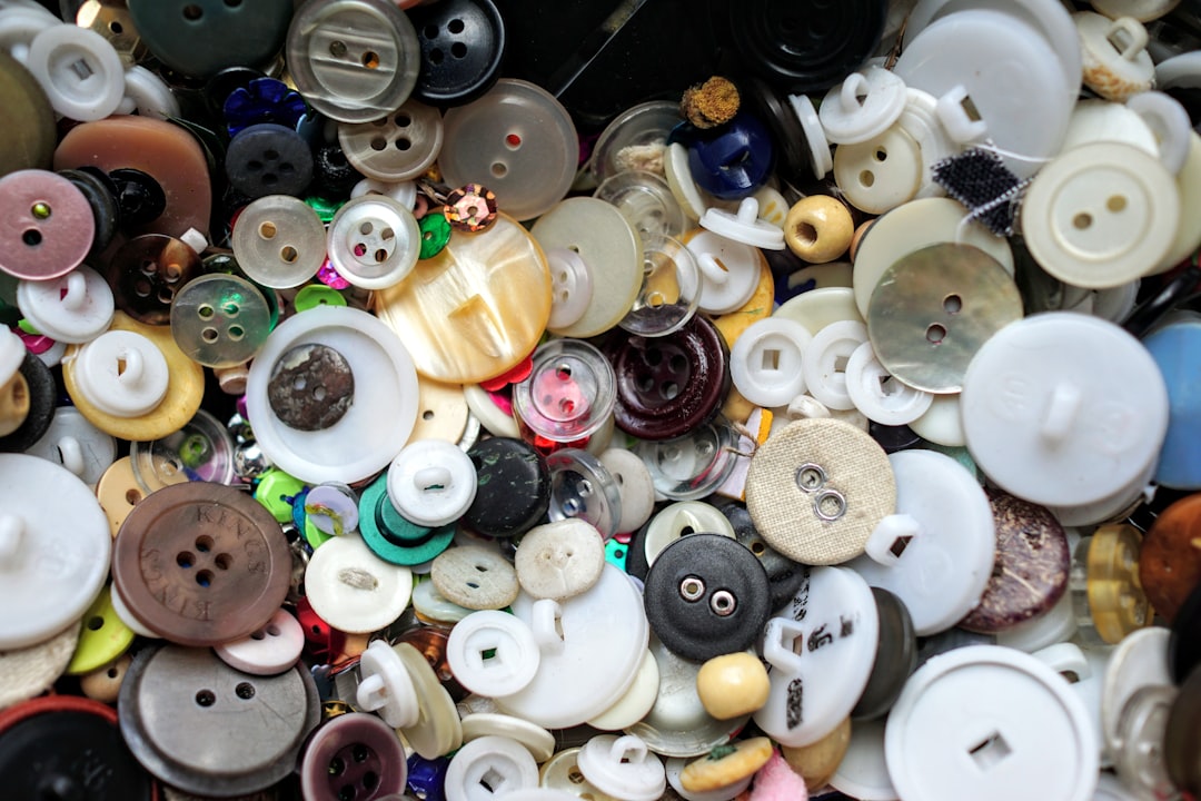 assorted-color buttons