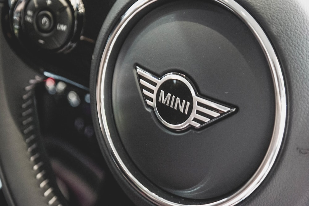 Mini Cooper logo