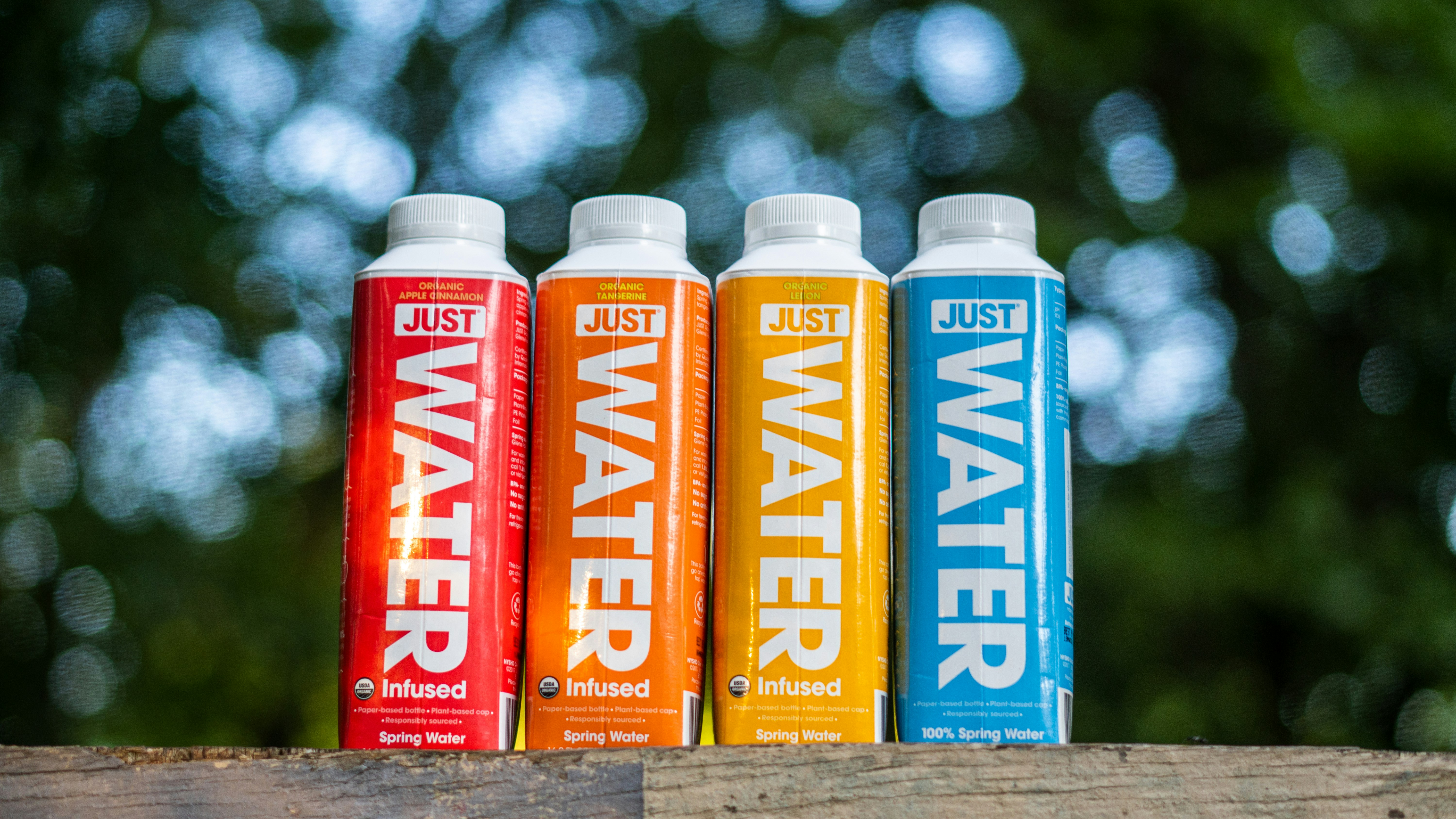 photo-1563903400894-25f14b83beb7?ixid=M3