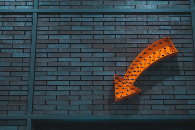 Custom signage manufacturing