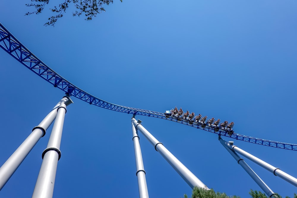 blue and white amusement ride