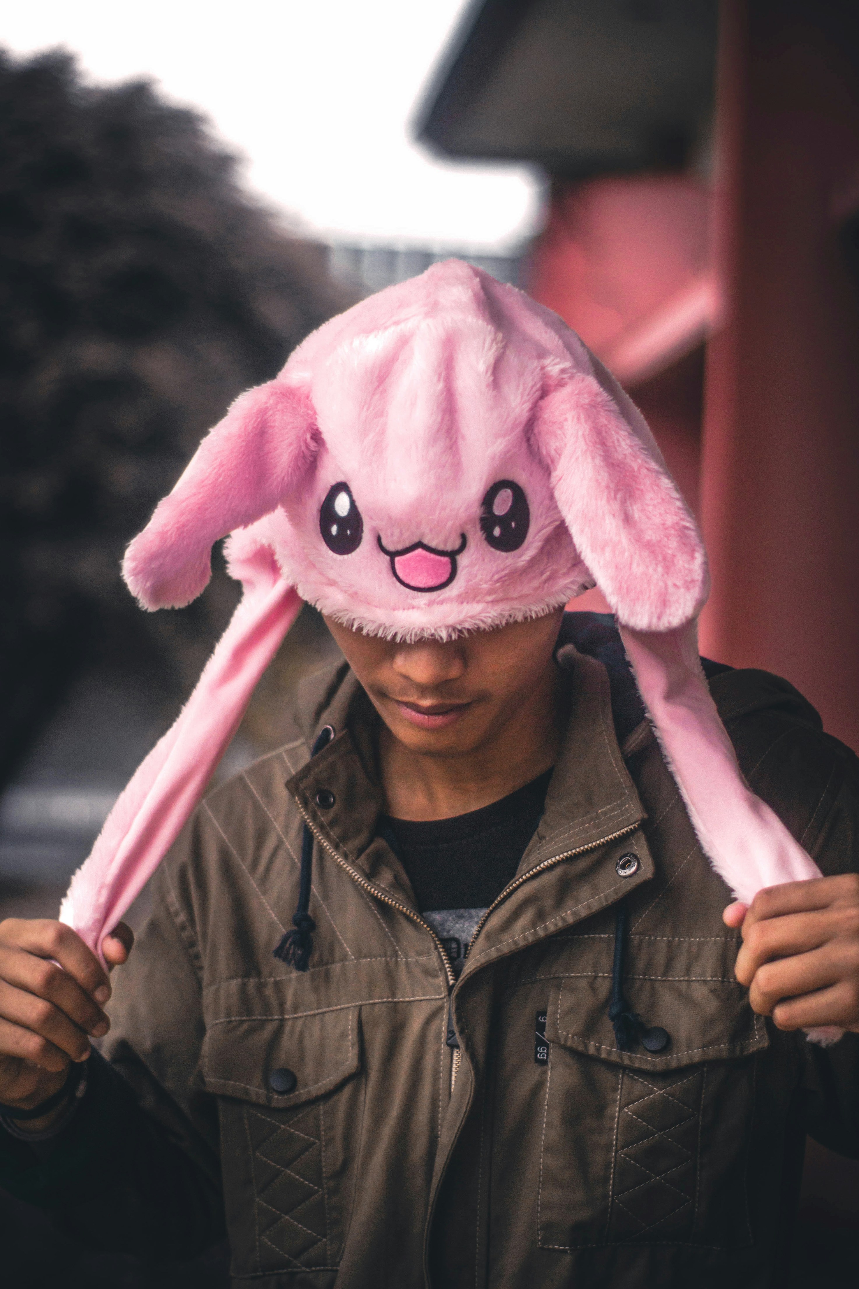 Men's brown zipup jacket photo Free Ambon Image on Unsplash