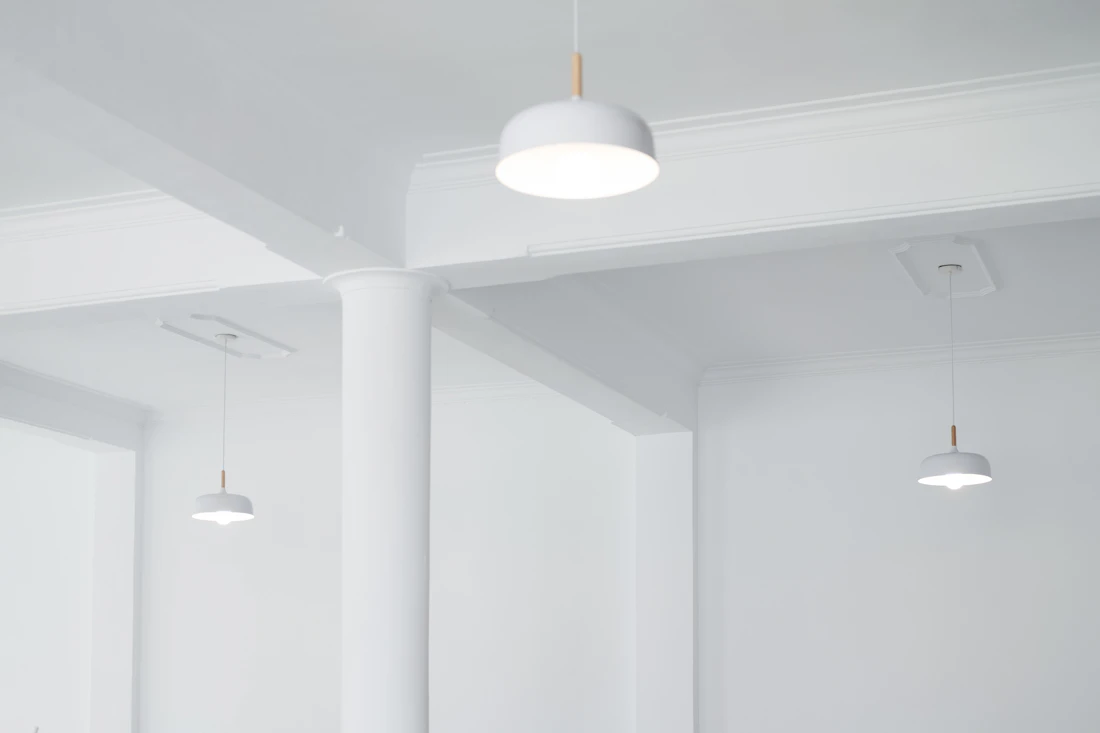 Modern aydınlatma ve spot montajı