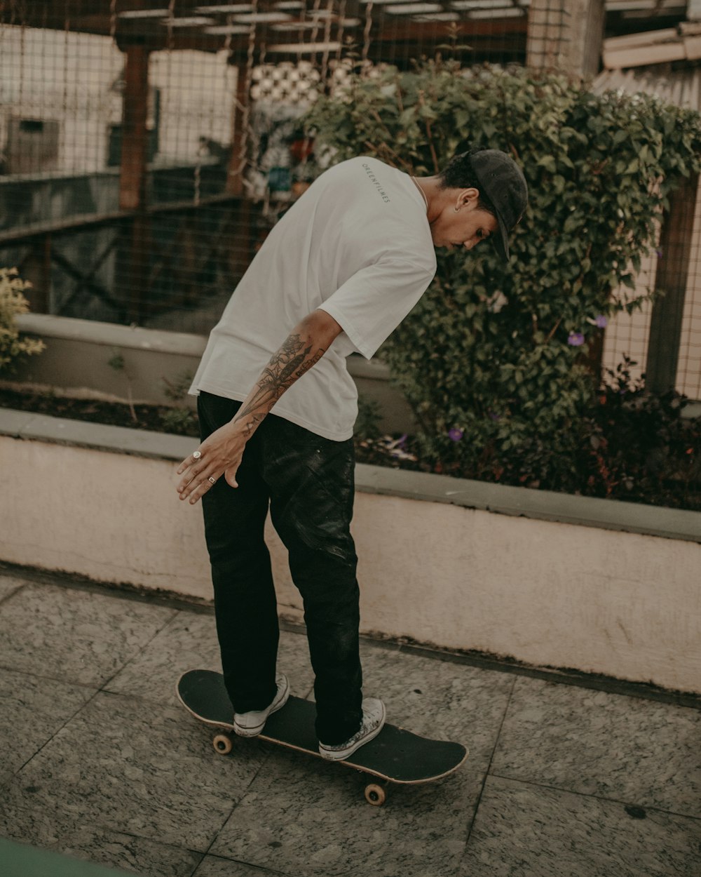 men riding a skateboard during daytime