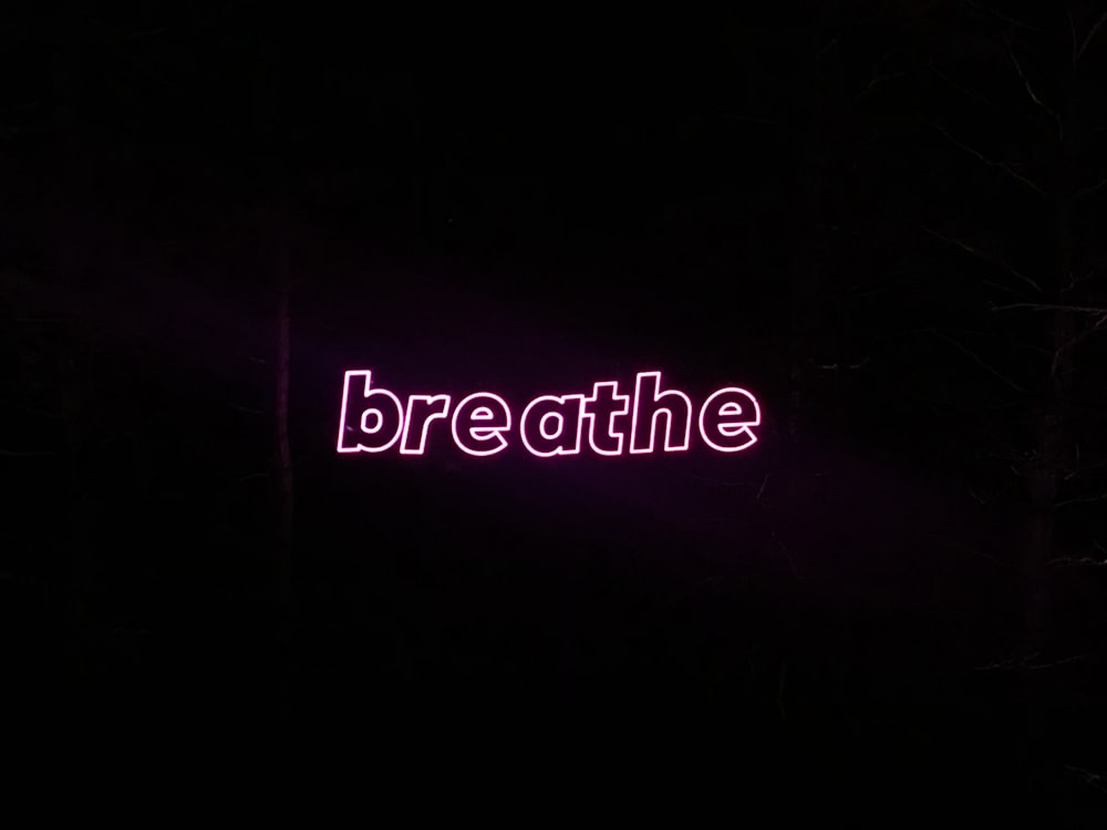 ピンクの呼吸ネオンライト