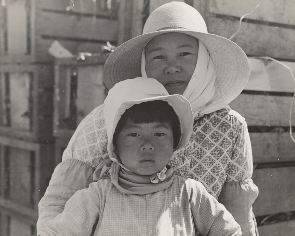 woman wearing hat