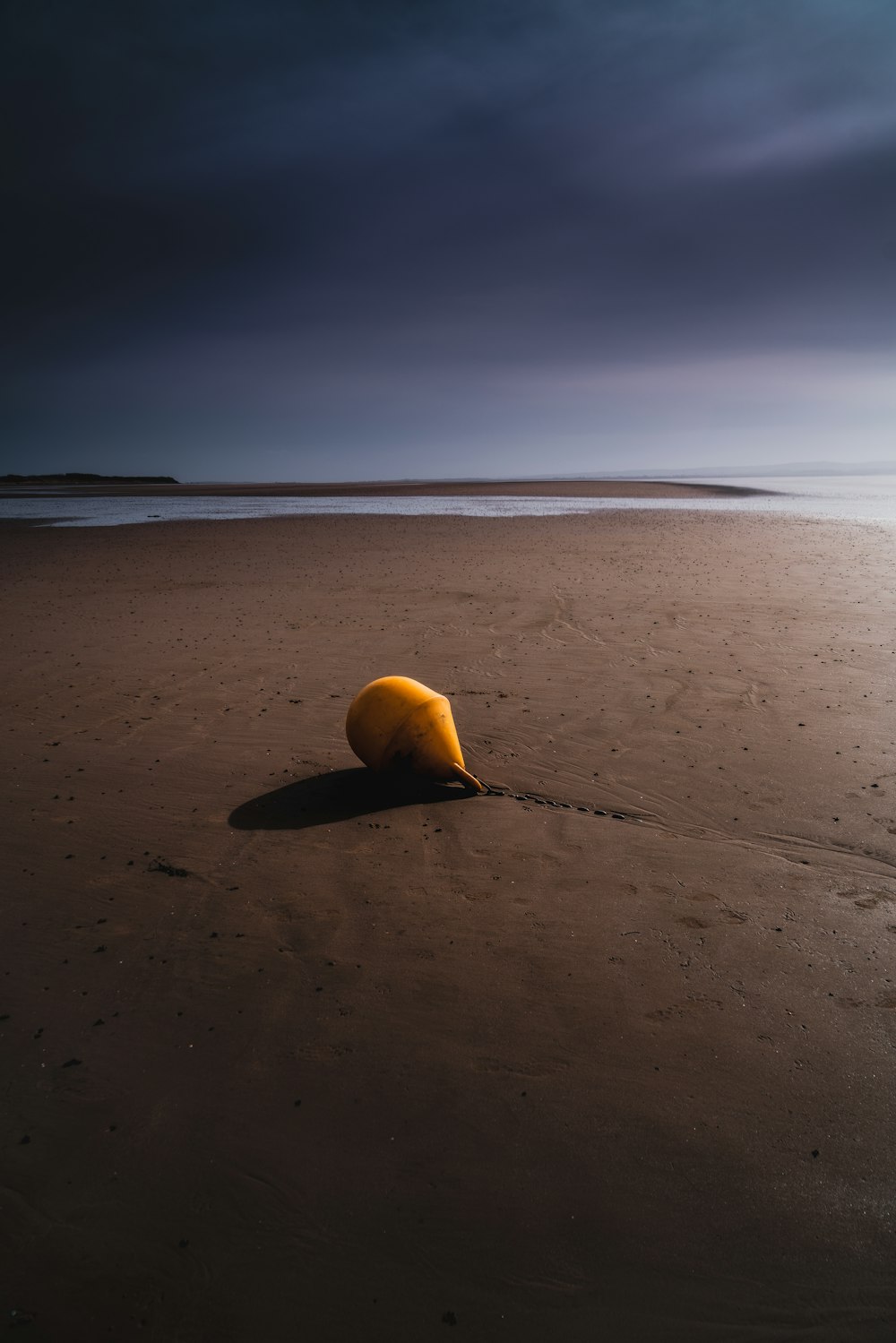 yellow spin top