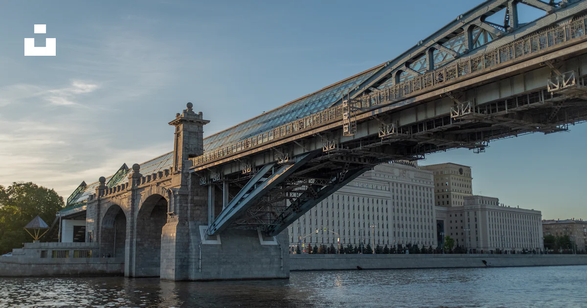 Grey Line Bridge Grey concrete bridge during daytime photo – Free Bridge Image on Unsplash