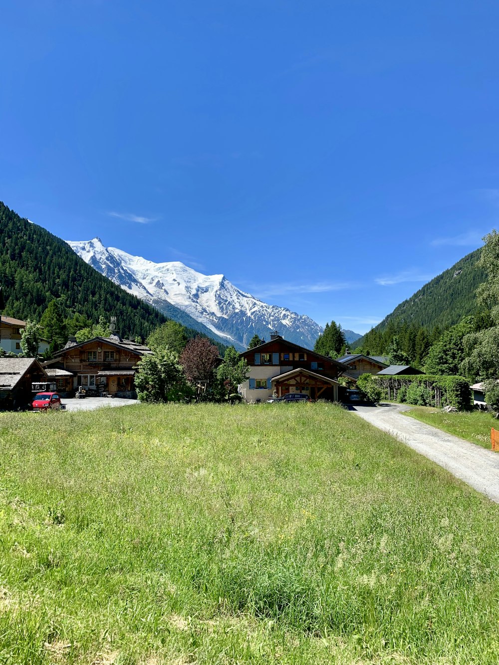 houses beside mountain