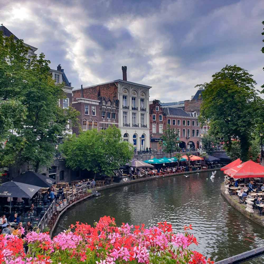 outdoor cafes in both sides of canal