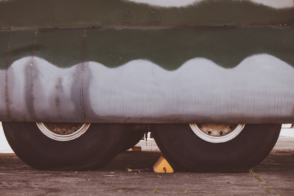 vehicle wheels close-up photography