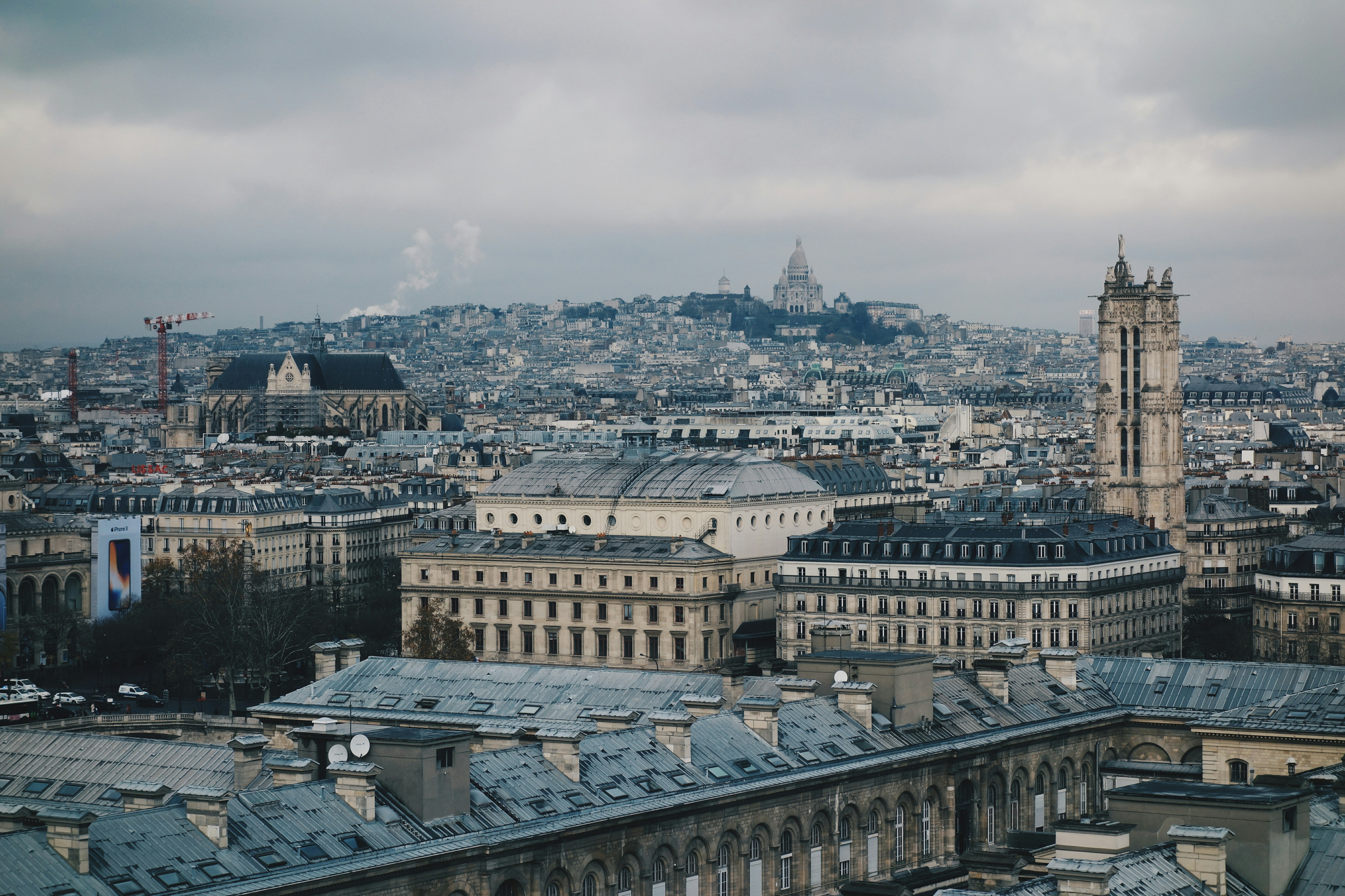 Photo by georgekantartzis