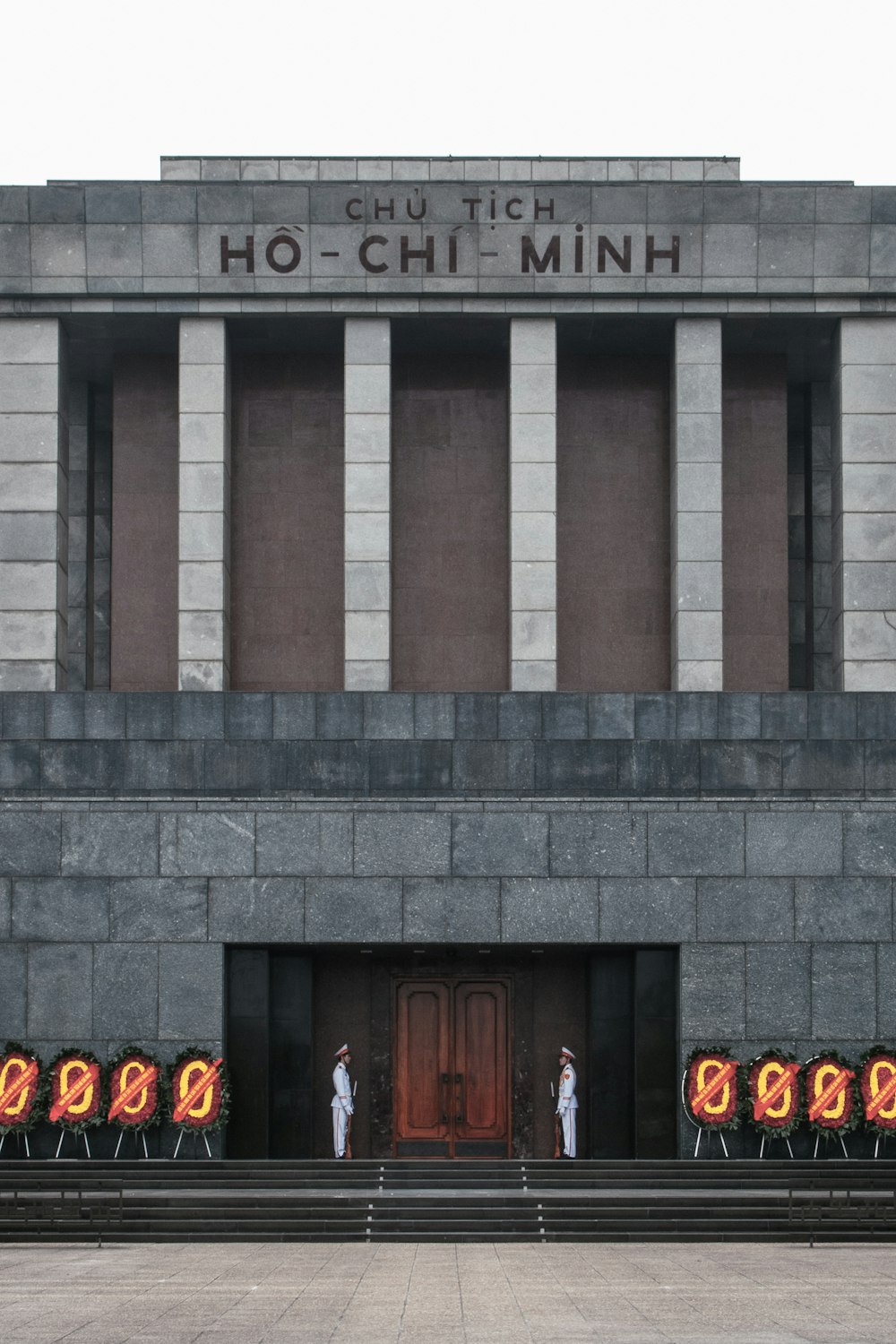 edifício de pedra cinzenta de Ho-Chi-Minh