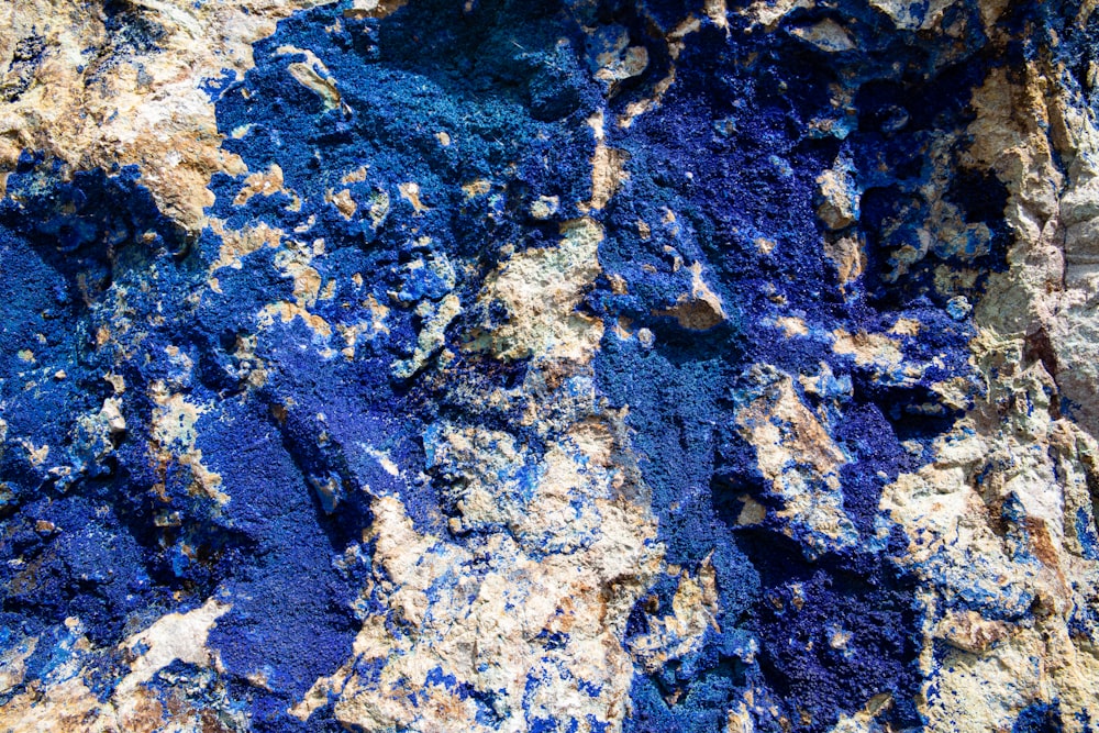blue and gray stone close-up photography