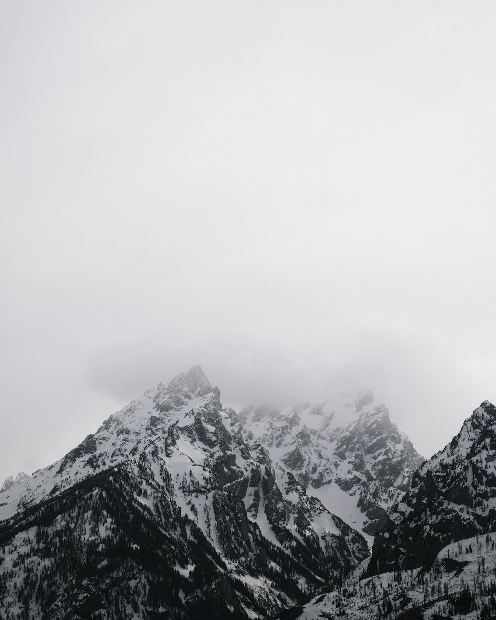 mountain ranges covered in snow