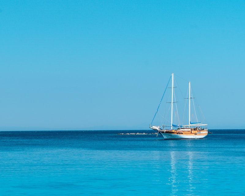 Bodrum'da Tatil Rehberi 2026: En İyi Plajlar, Oteller ve İpuçları