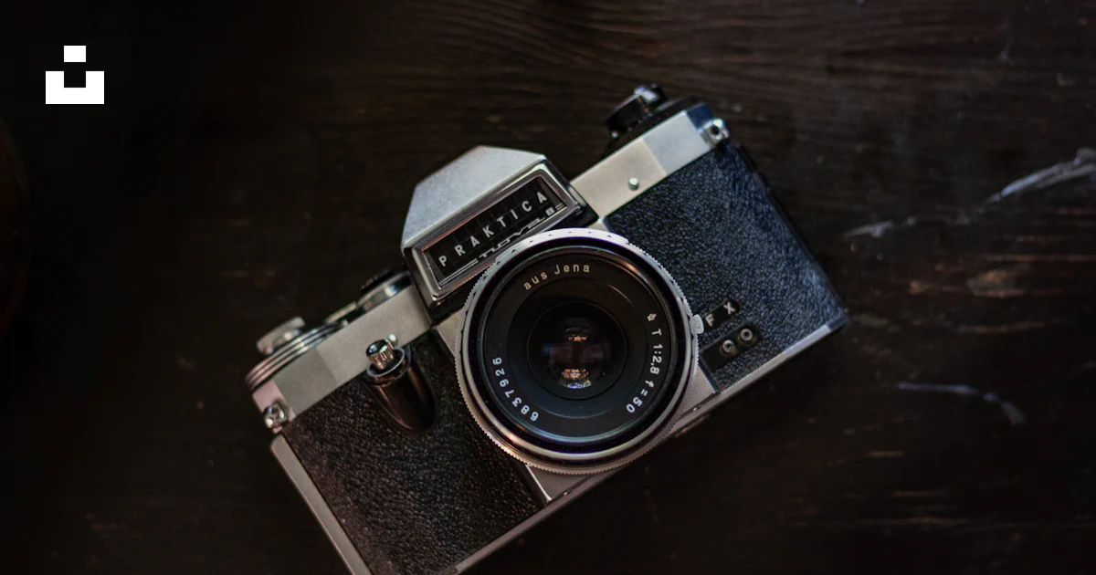 Grey Cameradslr Black and gray SLR camera photo – Free Grey Image on Unsplash