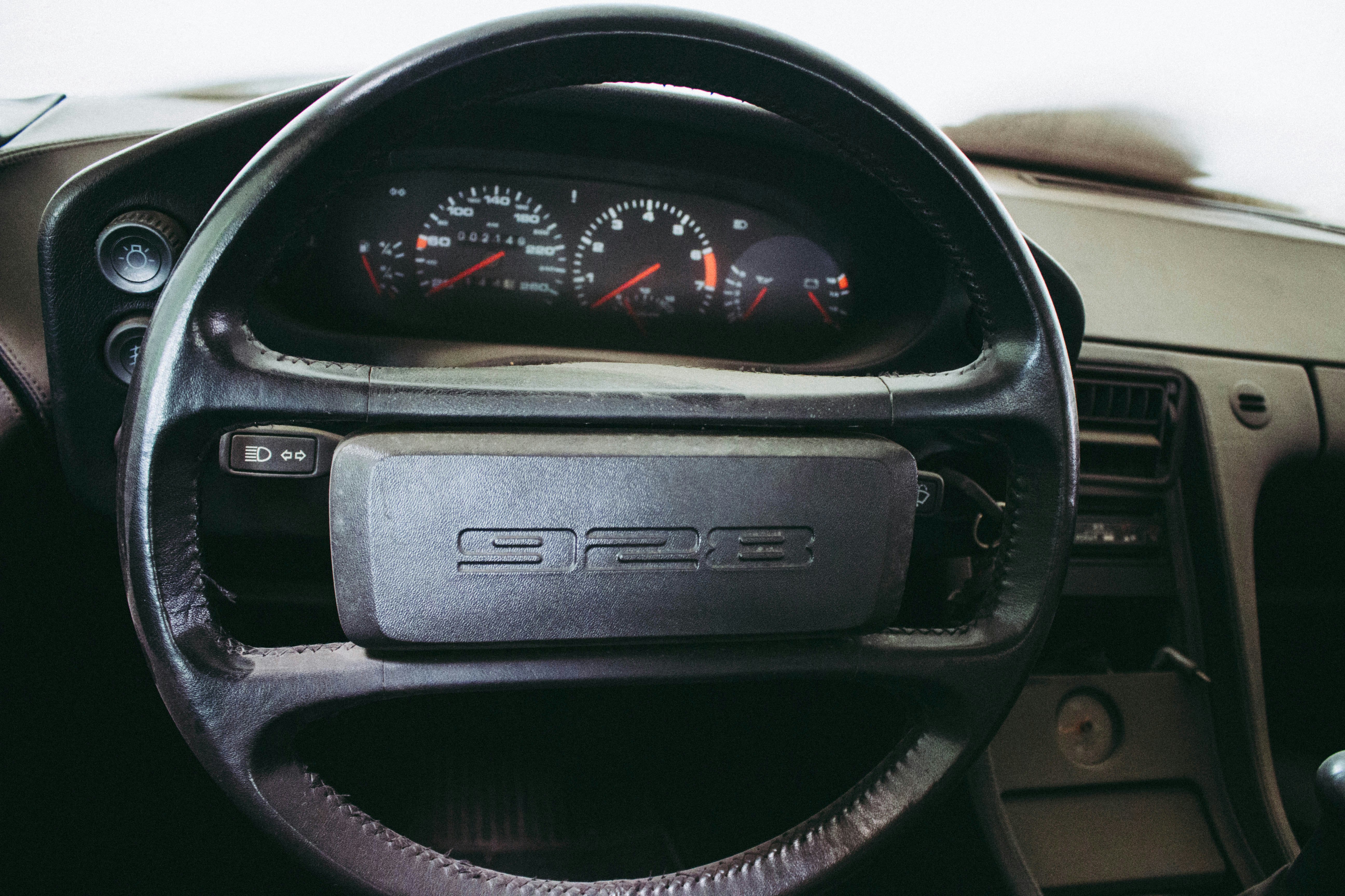 black 928 steering wheel