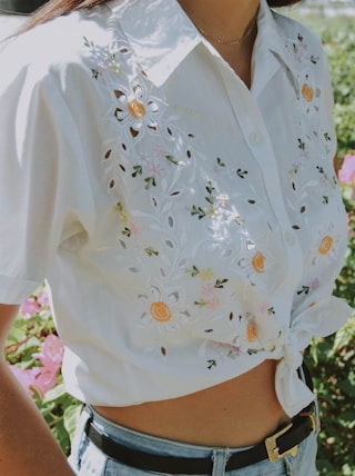 women's white and multicolored floral top