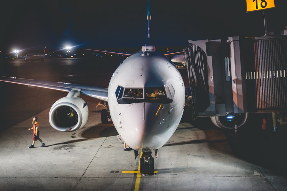 Avión en el aeropuerto