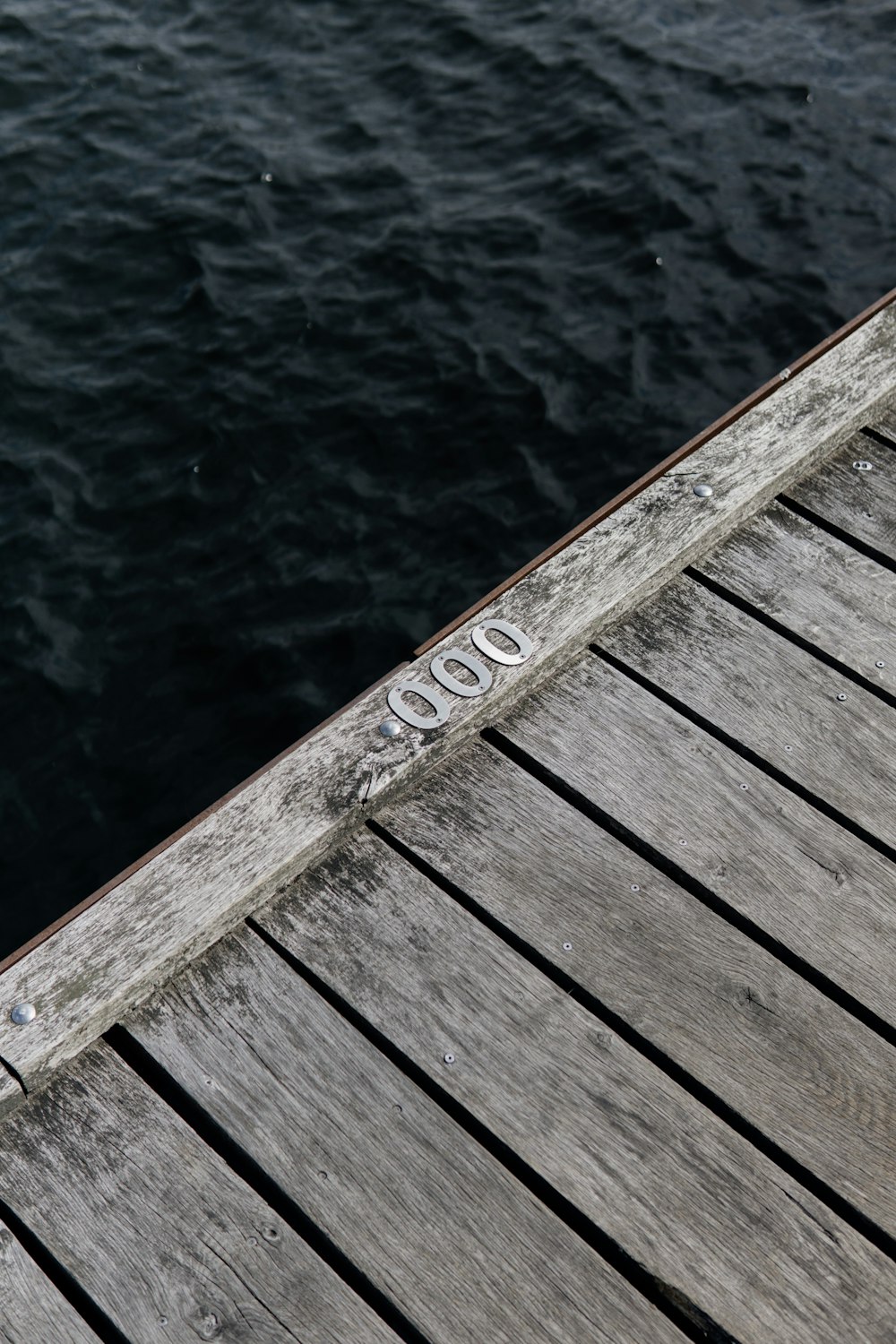 brown wooden ocean dock