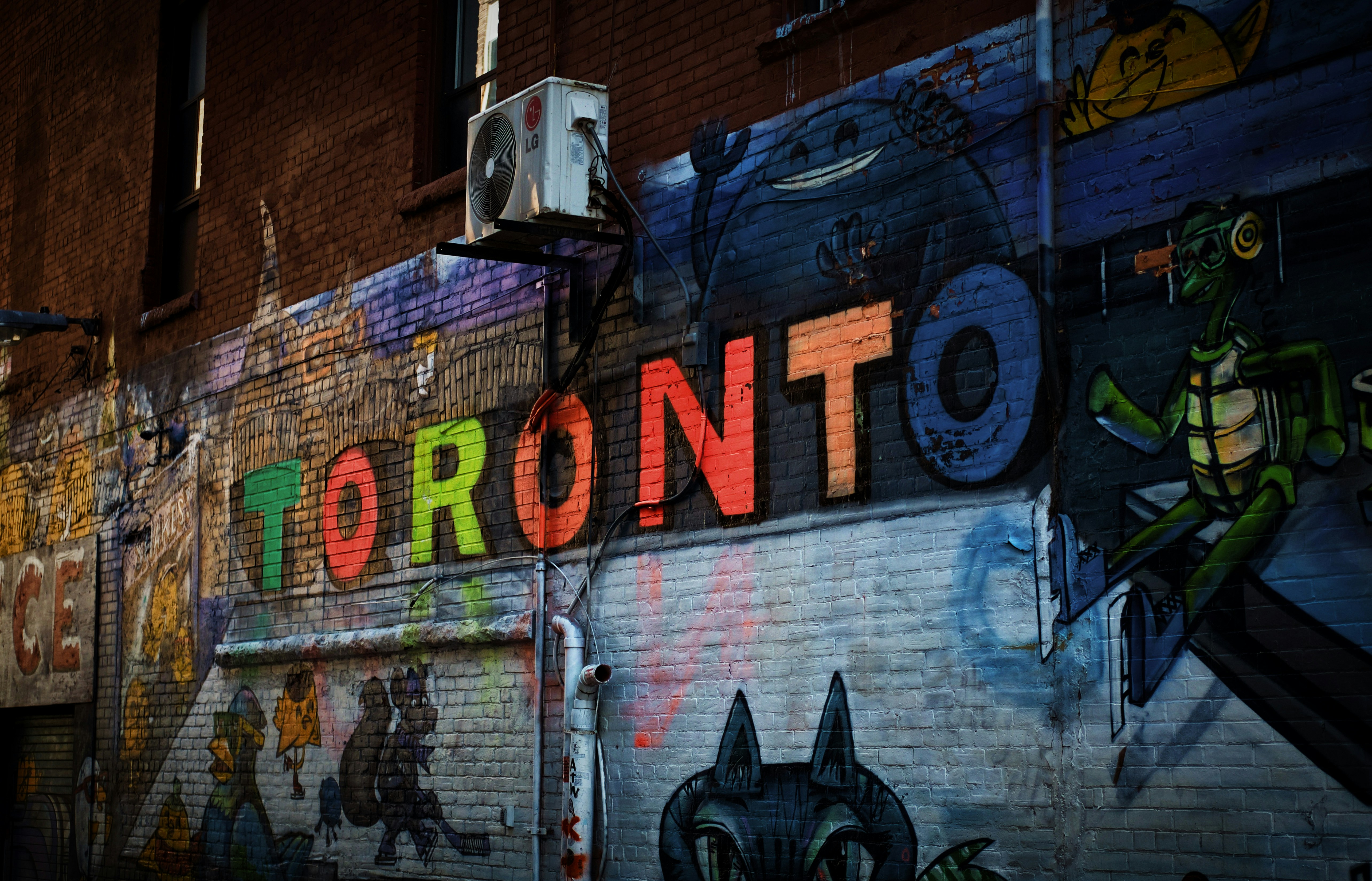 Toronto wall painting