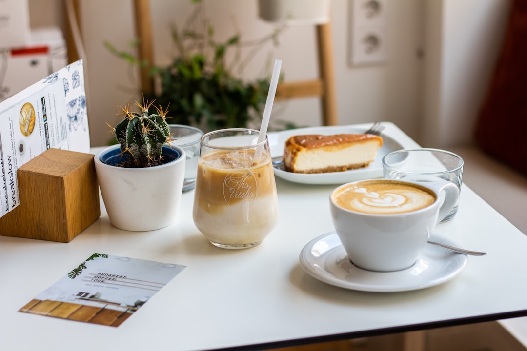 cappuccino cup, Breakslow - Budapest Coffee Tour - 1st stop