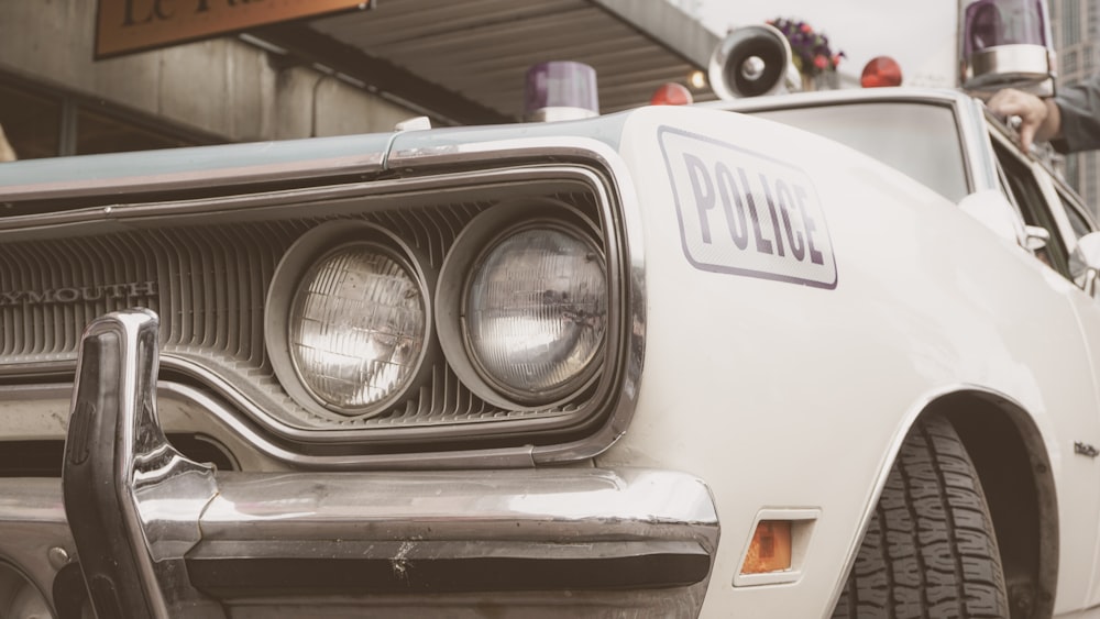 closeup photography of white car