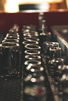 a close up of a bunch of metal objects