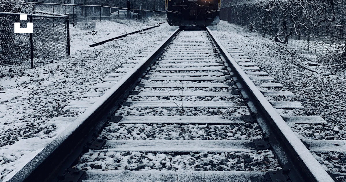 Train sur rail photo – Photo Etats-Unis Gratuite sur Unsplash