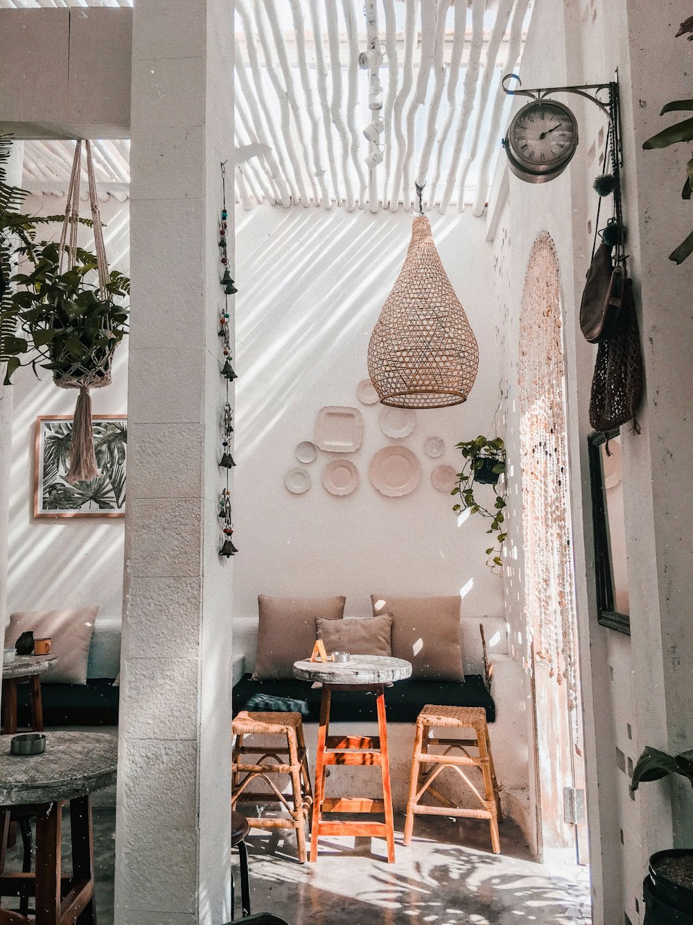 round white and brown table