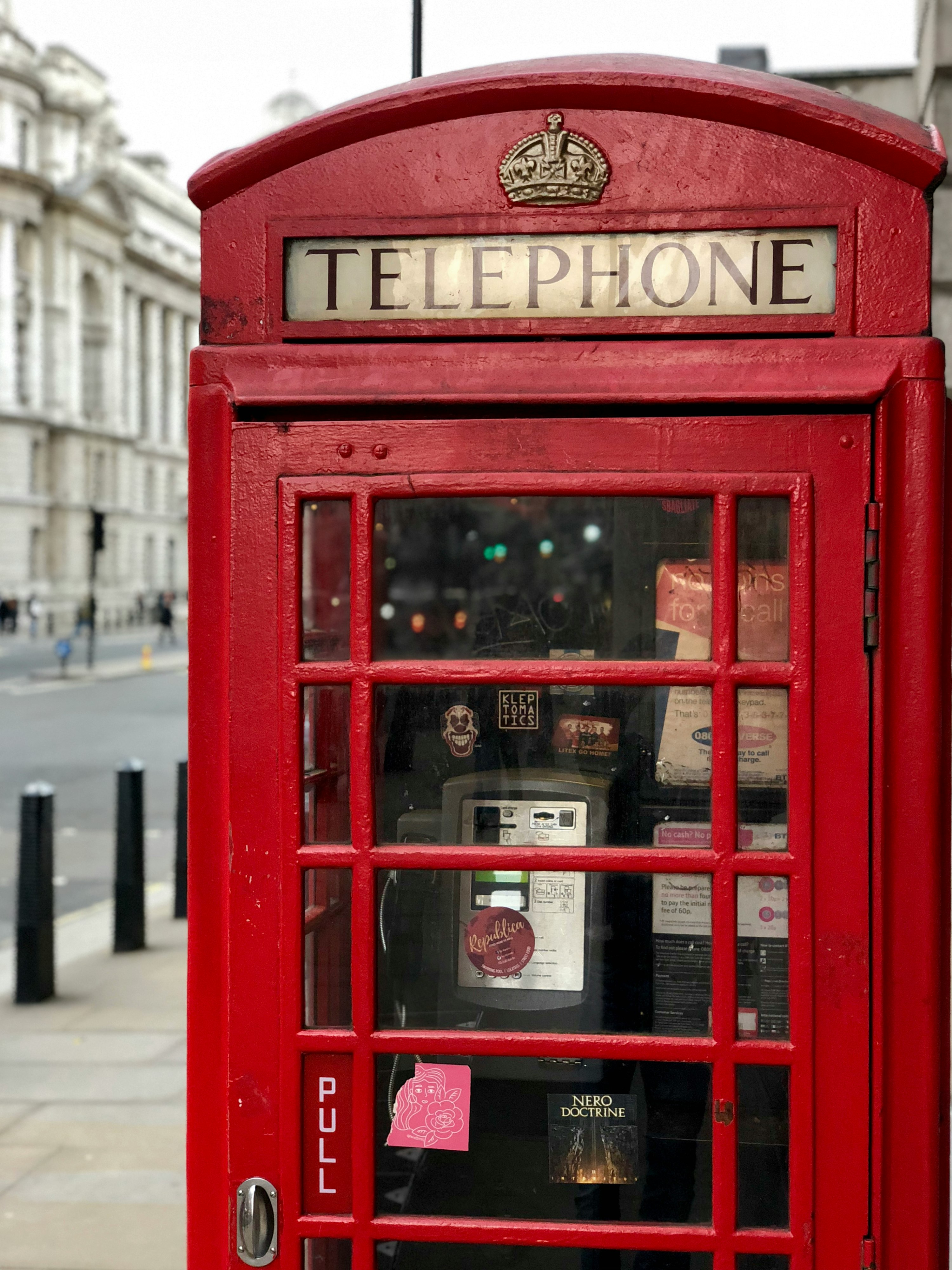 red telephone booth