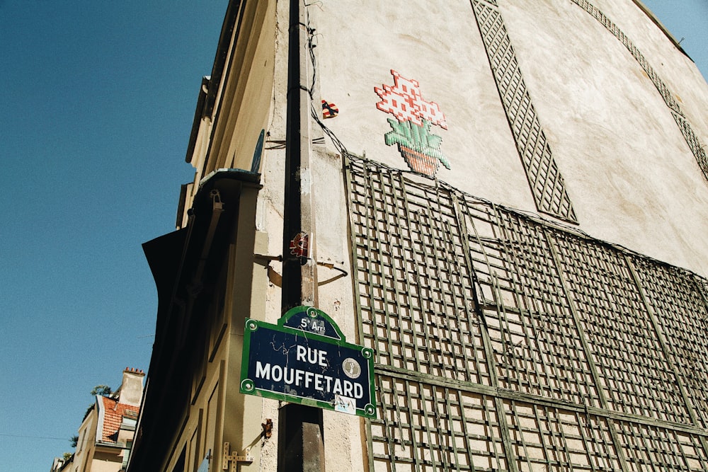 Rue Mouffetard signage