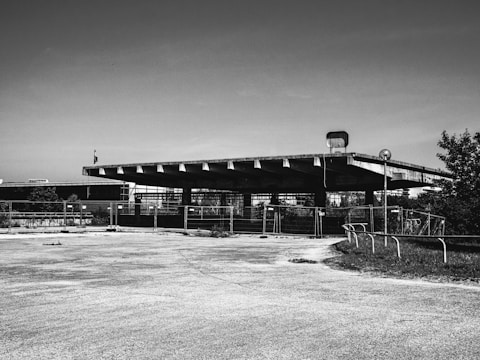 Picture of a spacious lot ready for development.