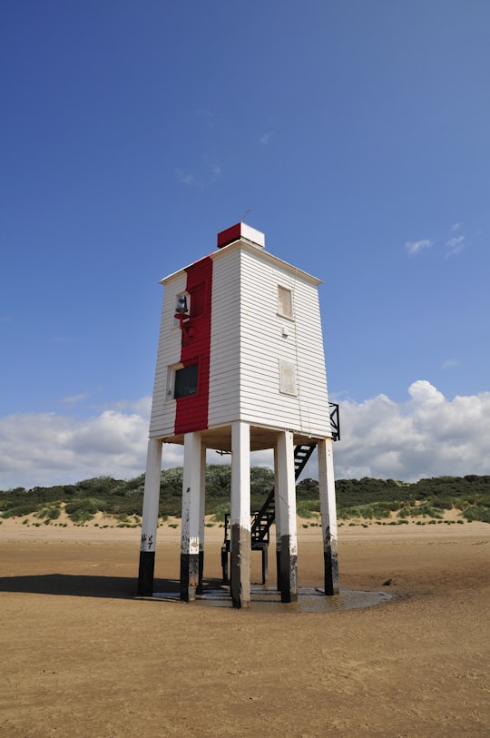 white and red building in Burnham-on-sea Low Lighthouse United Kingdom