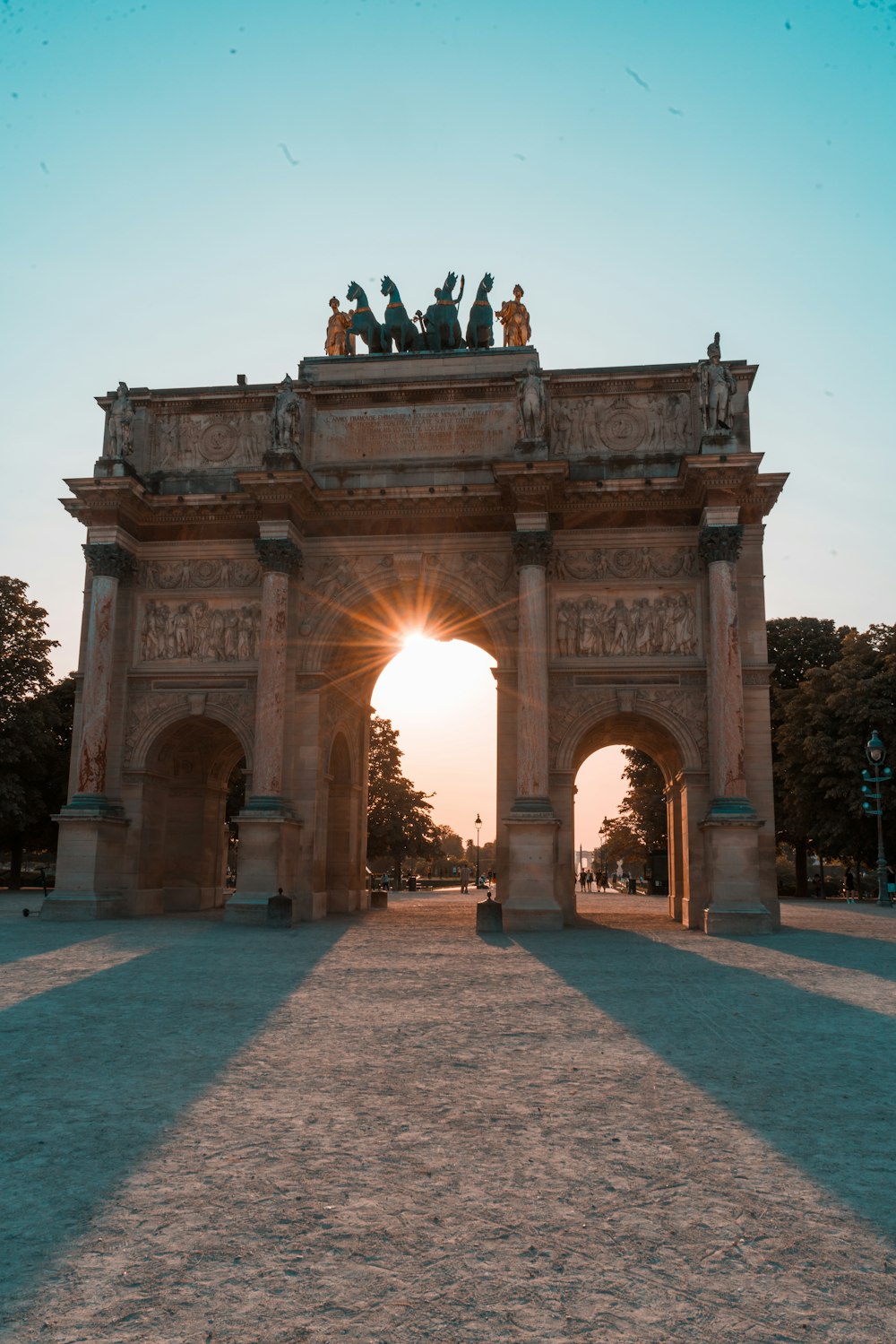 gray arc gate during daytime