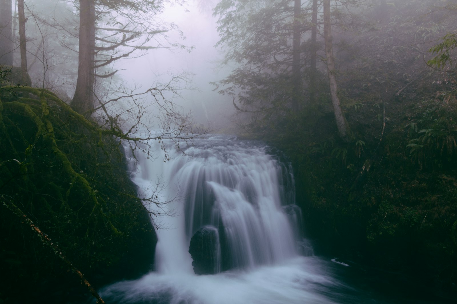 Canon EOS 700D (EOS Rebel T5i / EOS Kiss X7i) + Tamron 16-300mm F3.5-6.3 Di II VC PZD Macro sample photo. Waterfalls in forests photography