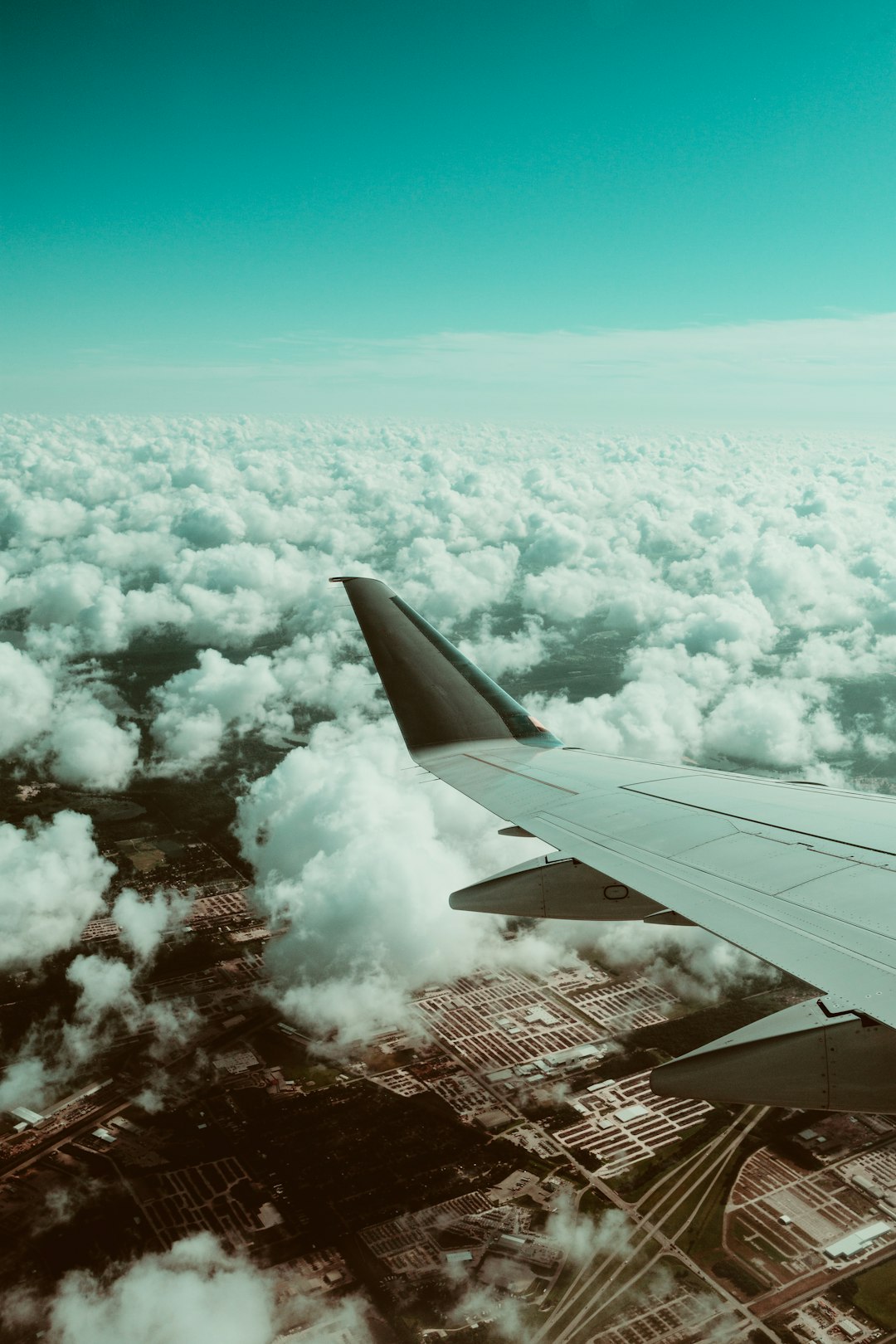 white air liner