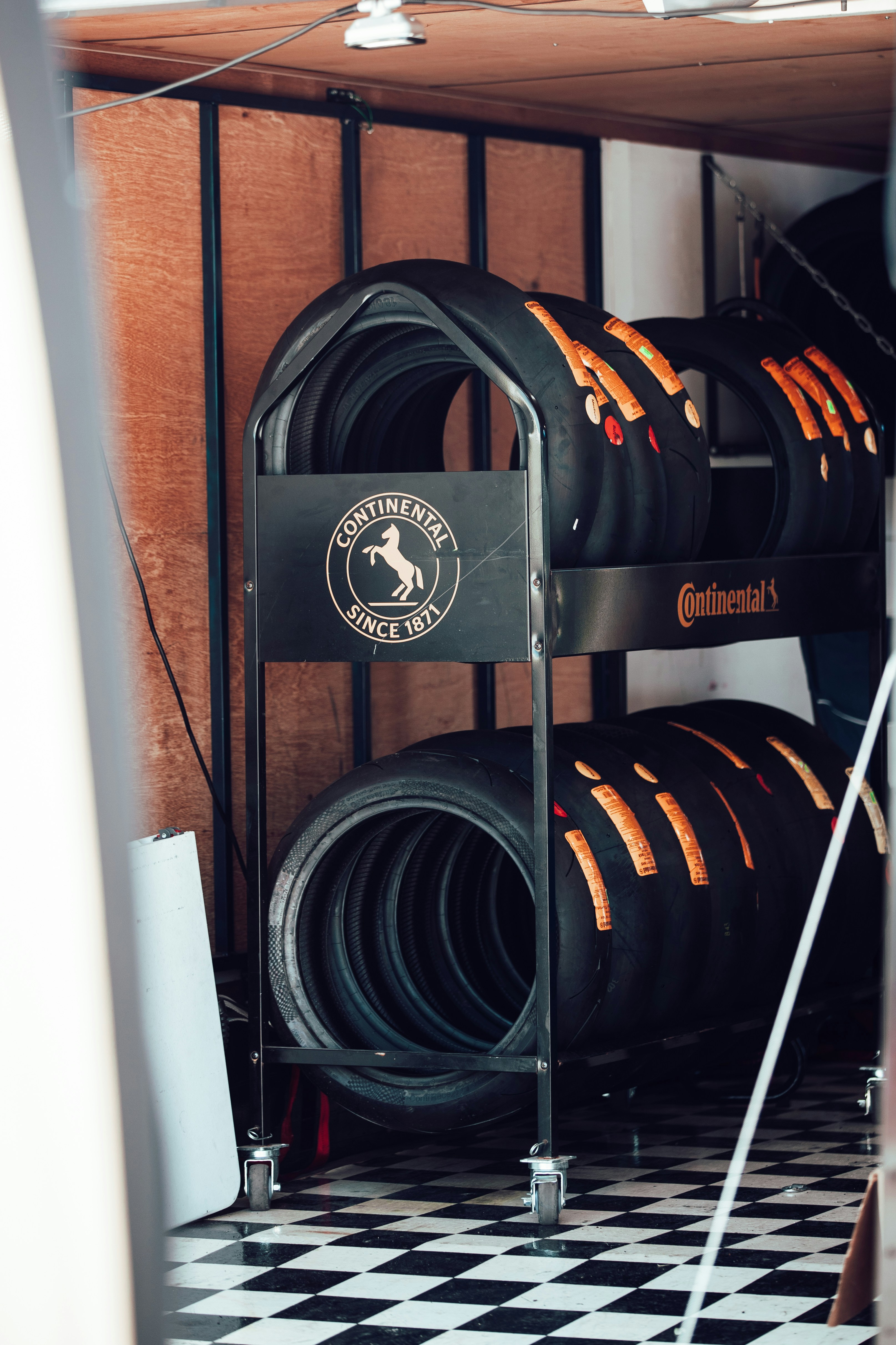 pile of vehicle tires