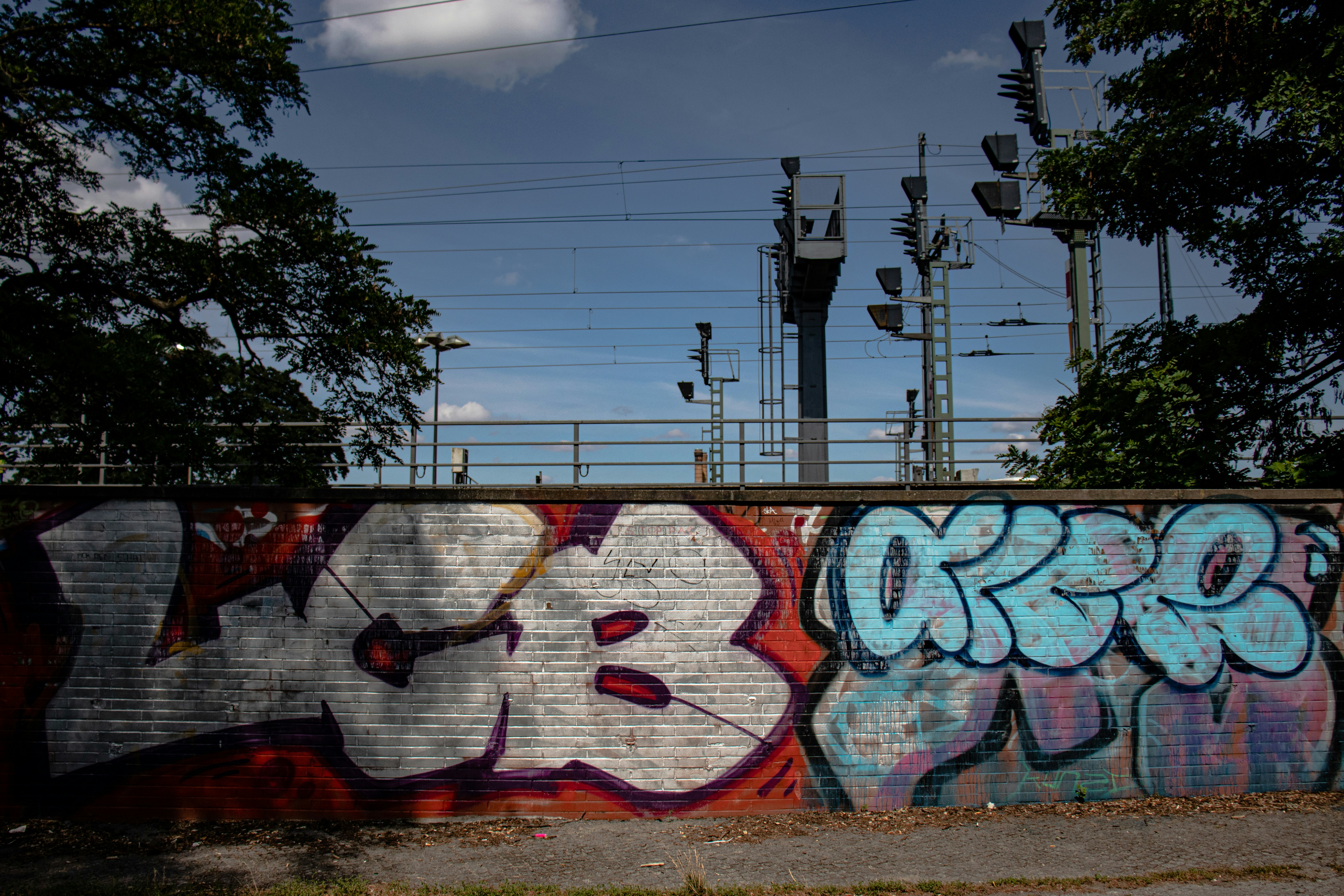 Photo by gabrielyuji