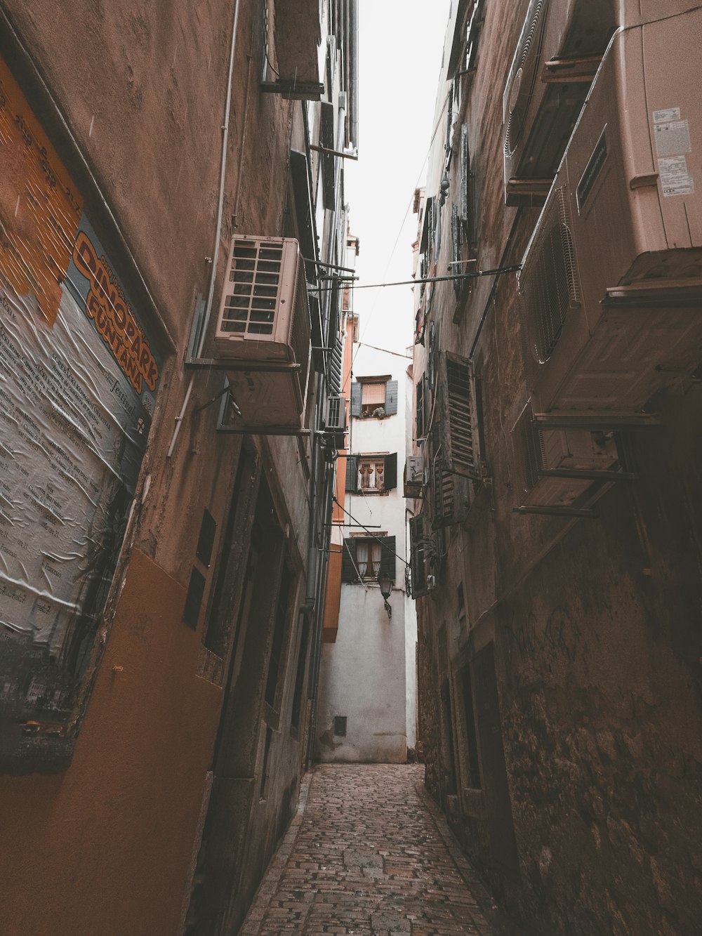 empty alley during daytime