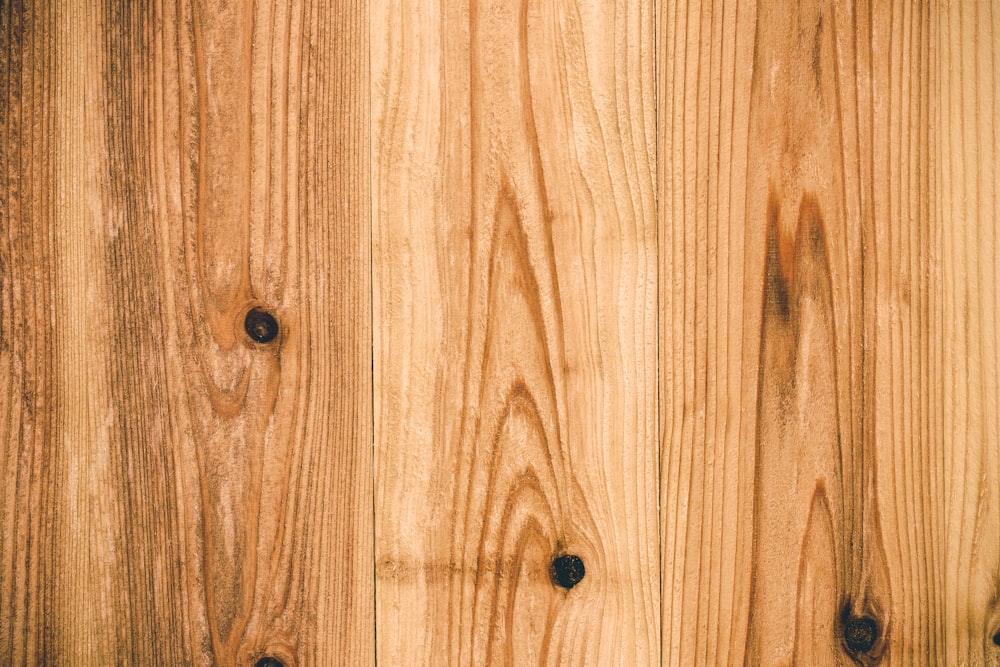ベージュの木製の壁