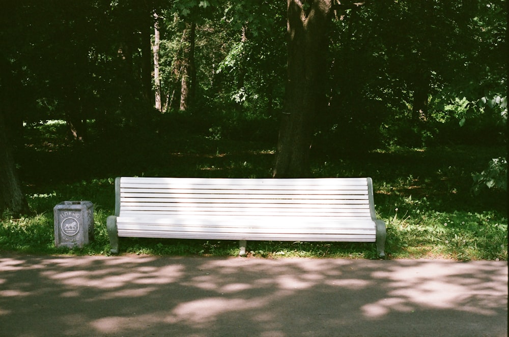 Central Park Bench Pictures Download Free Images On Unsplash