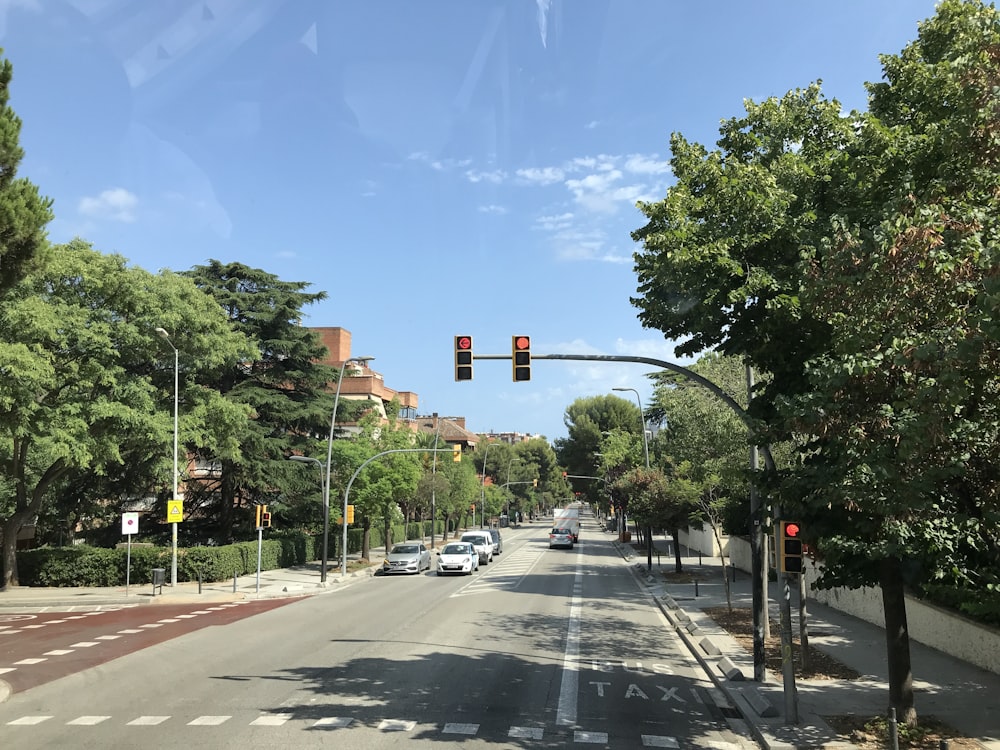 running vehicles on road