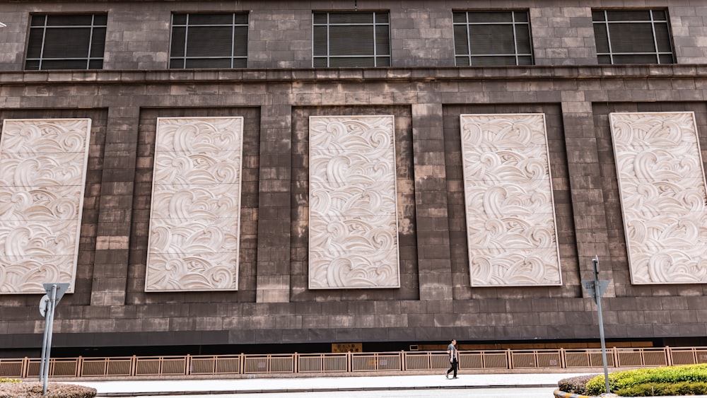 architectural photography of brown and white monument