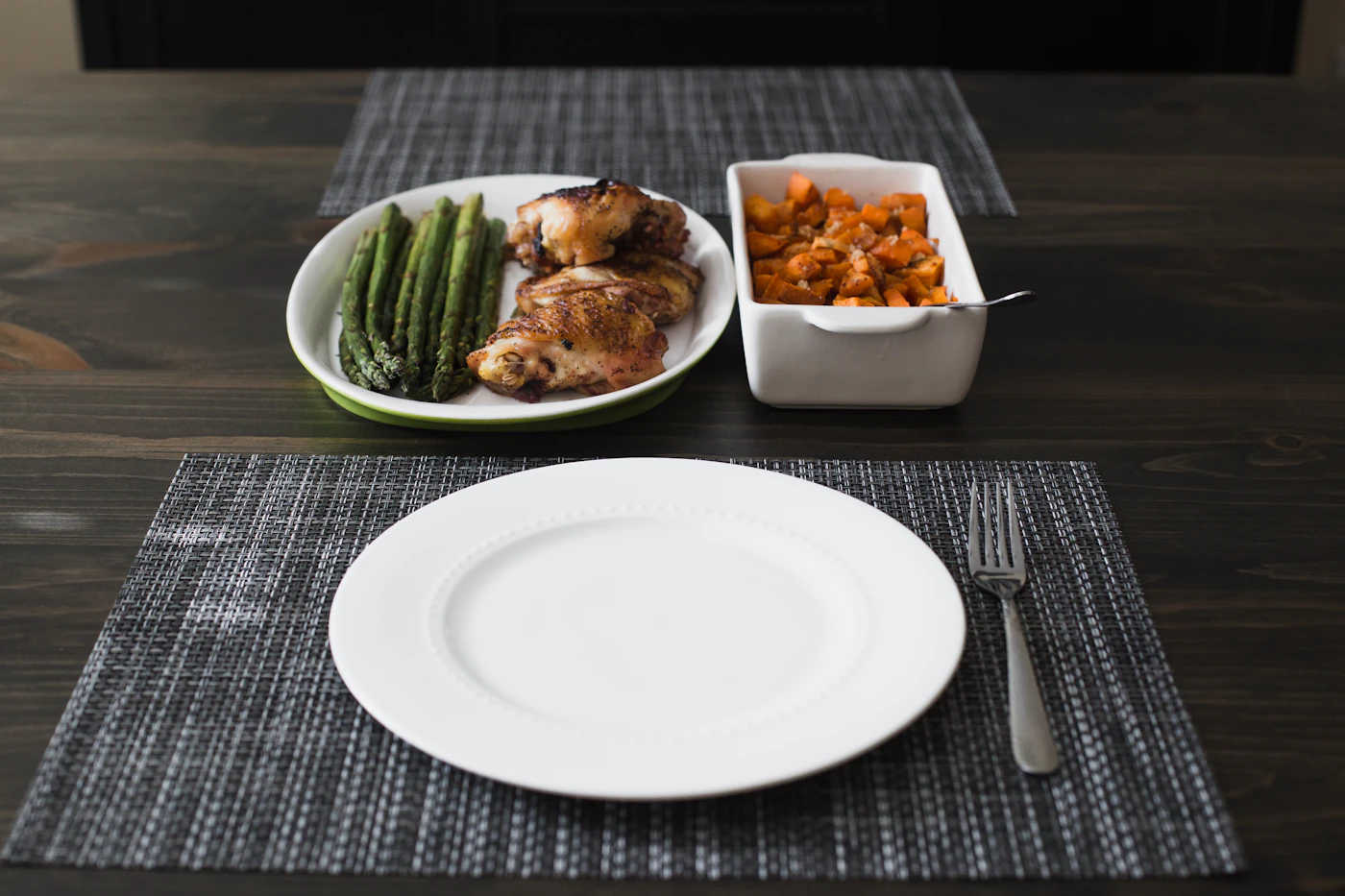 Roasted chicken with sweet potatoes and asparagus