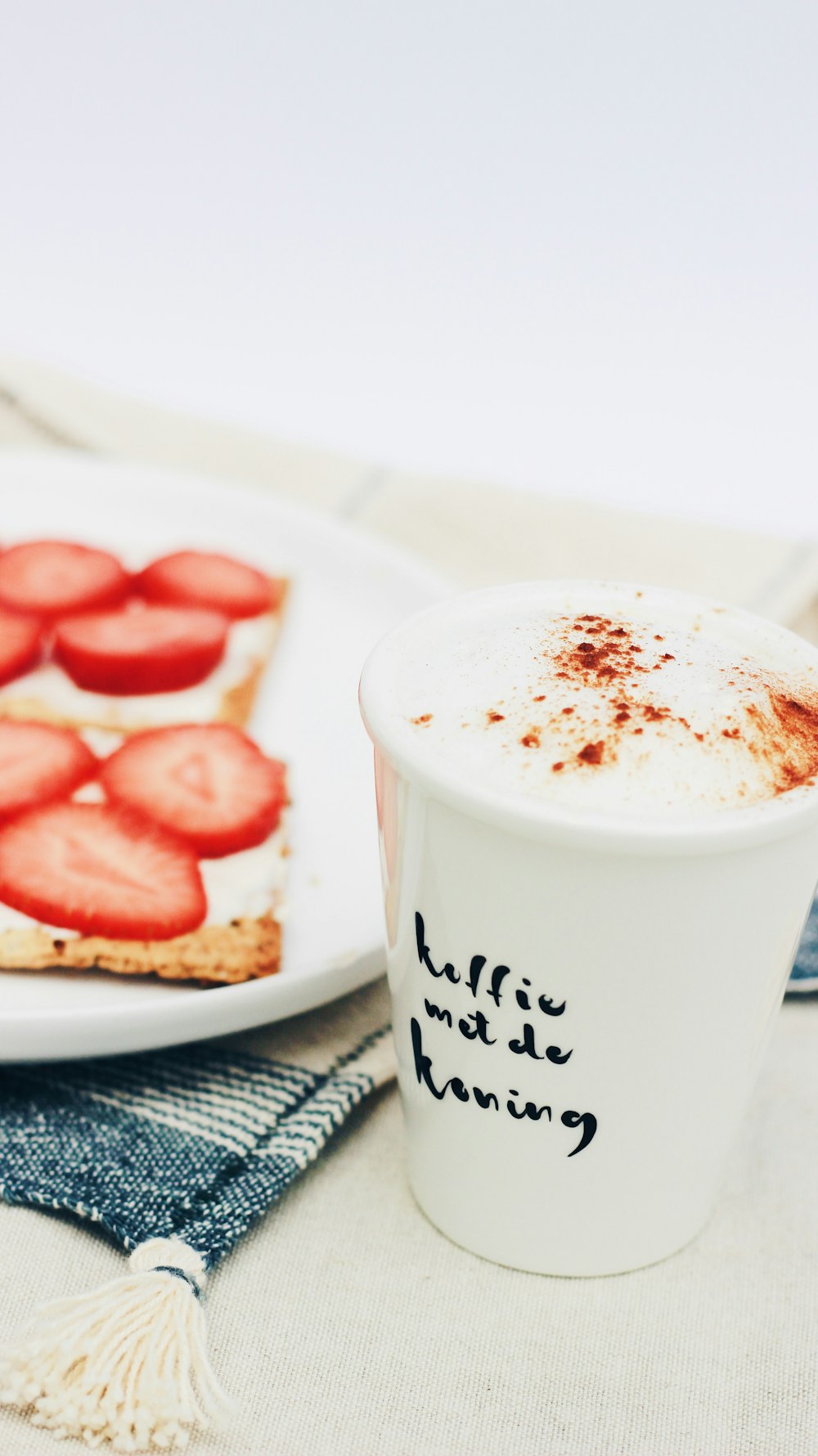 cappucino coffee on cup