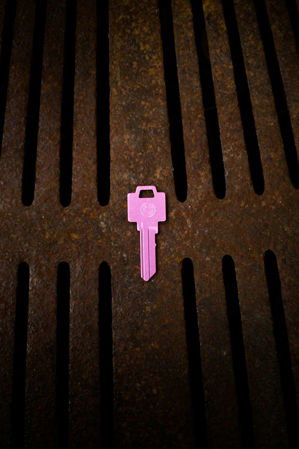 pink key