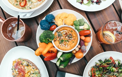 vegetable platter with dressing