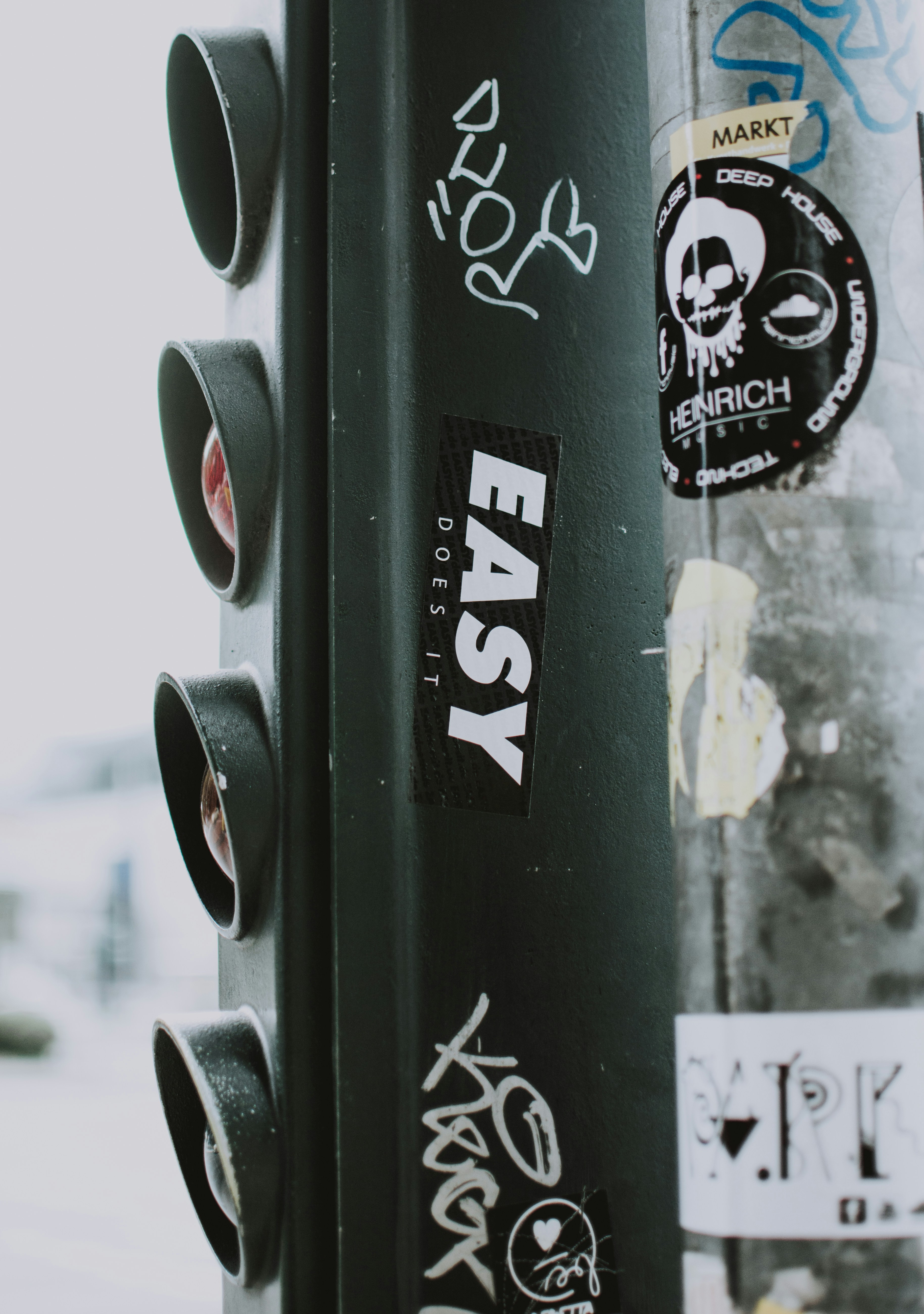 black traffic light